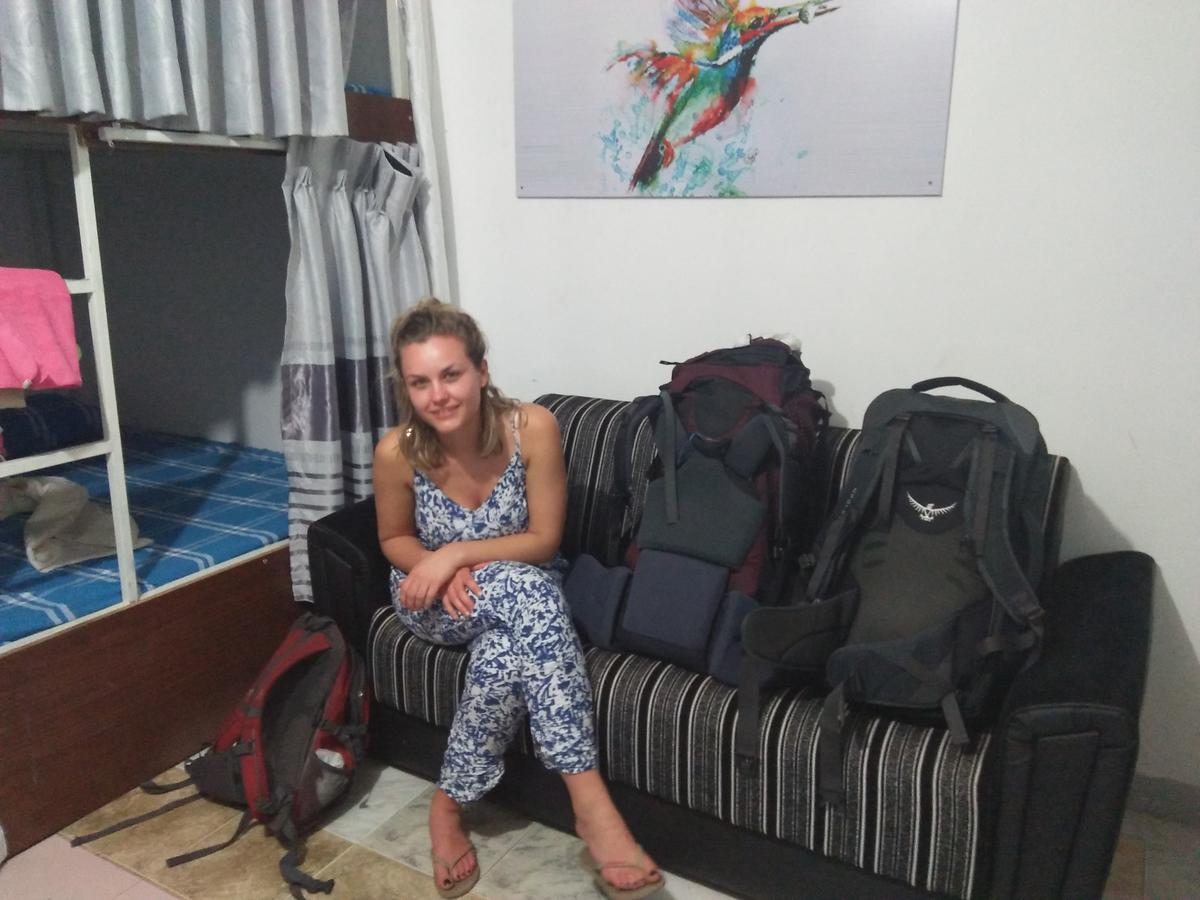 Kingfisher Hostel Anuradhapura Esterno foto