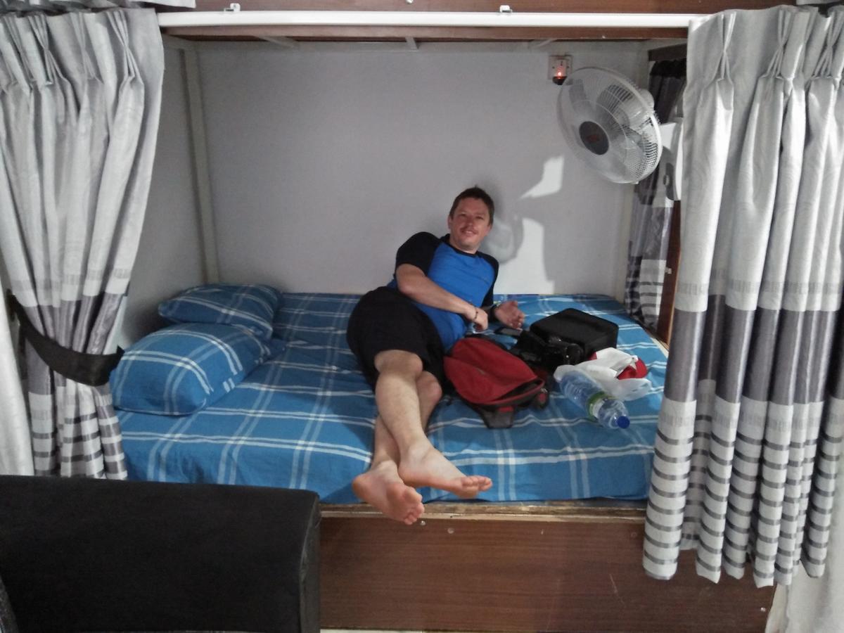 Kingfisher Hostel Anuradhapura Esterno foto